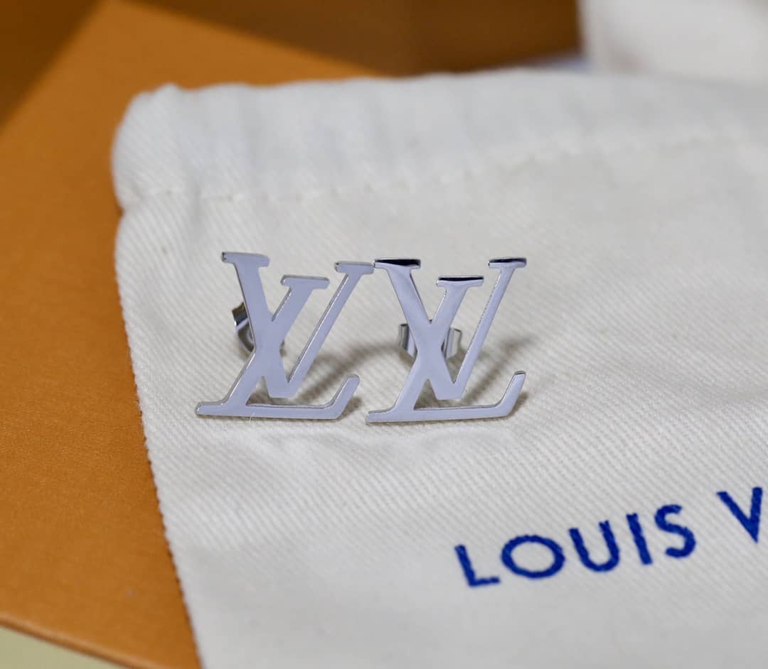 Replica L0vis Vvtt0n Earring