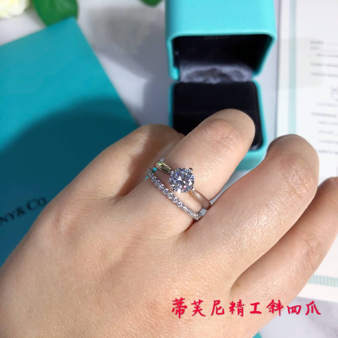 Replica T*f*ny Ring