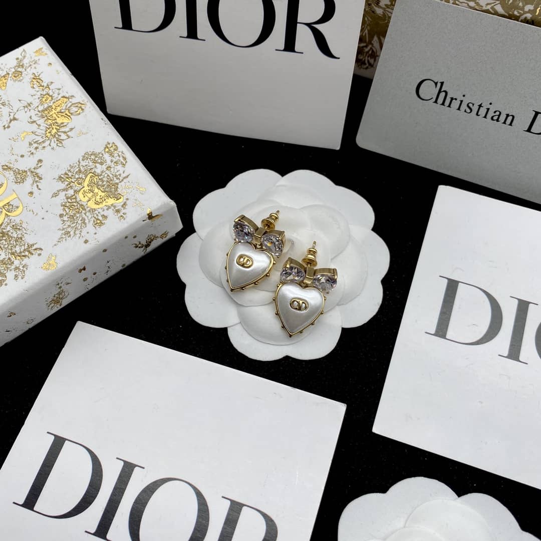 Wholesale Chr1st1an D10r AAA+ Earring