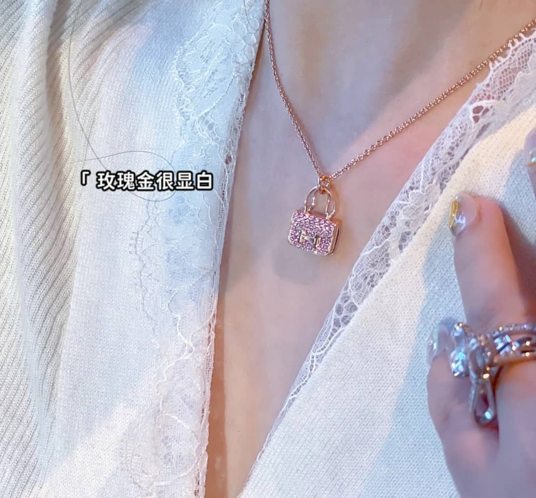 Wholesale H**me5 AAA+ Necklace