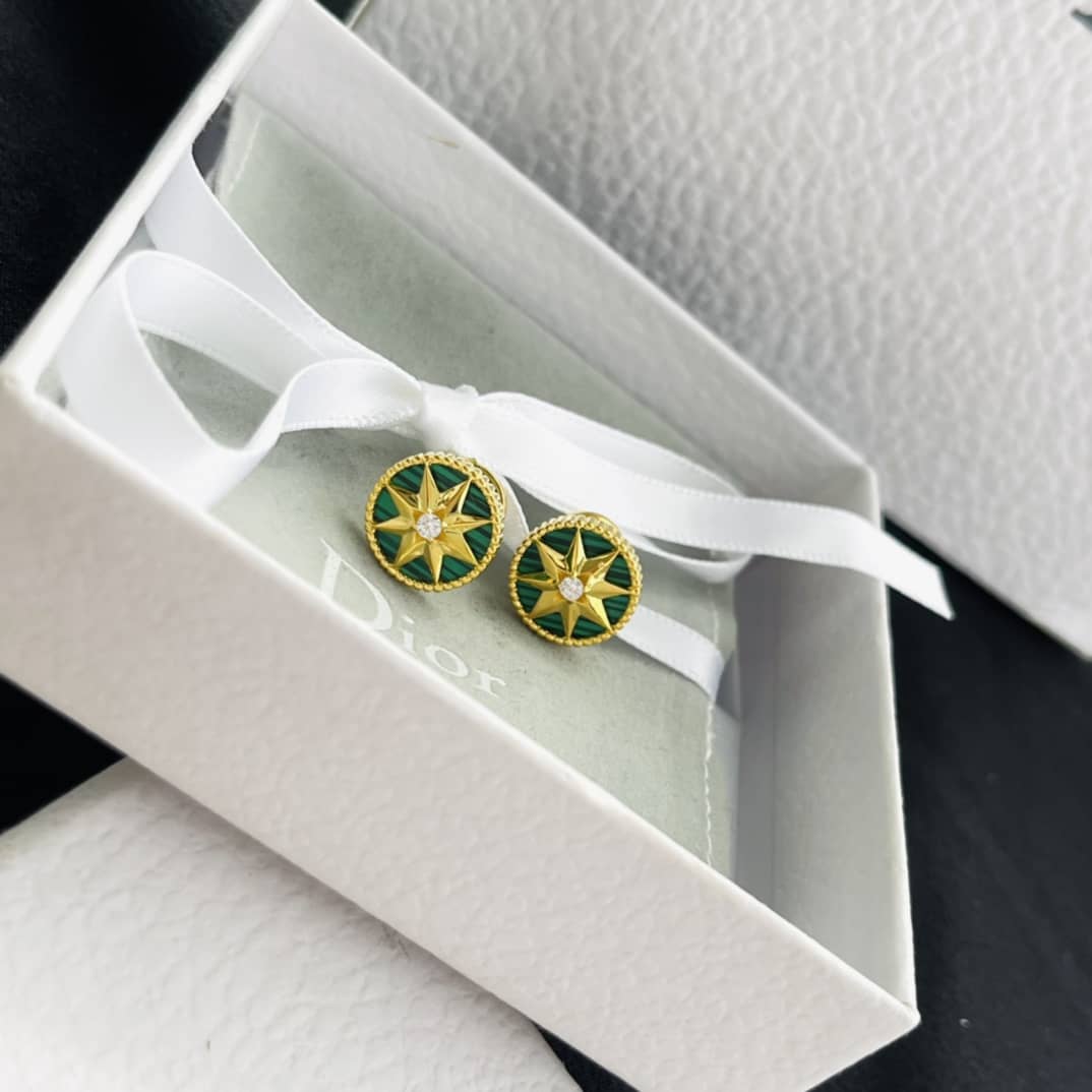 Best Chr1st1an D10r Classic Earring