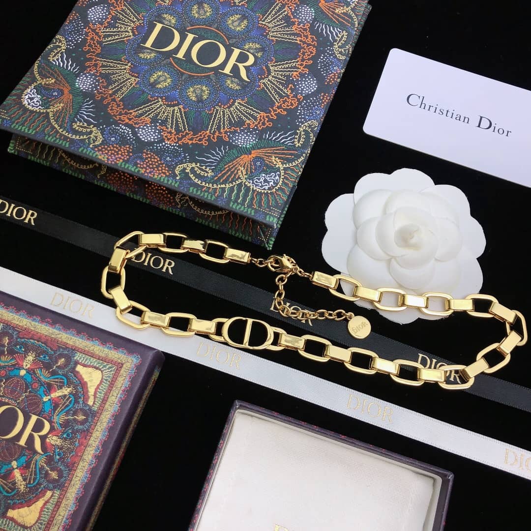 Chr1st1an D10r Necklace First Copy