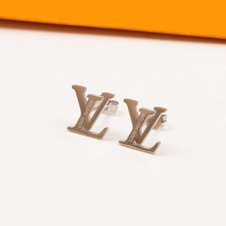 L0vis Vvtt0n Earring First Copy
