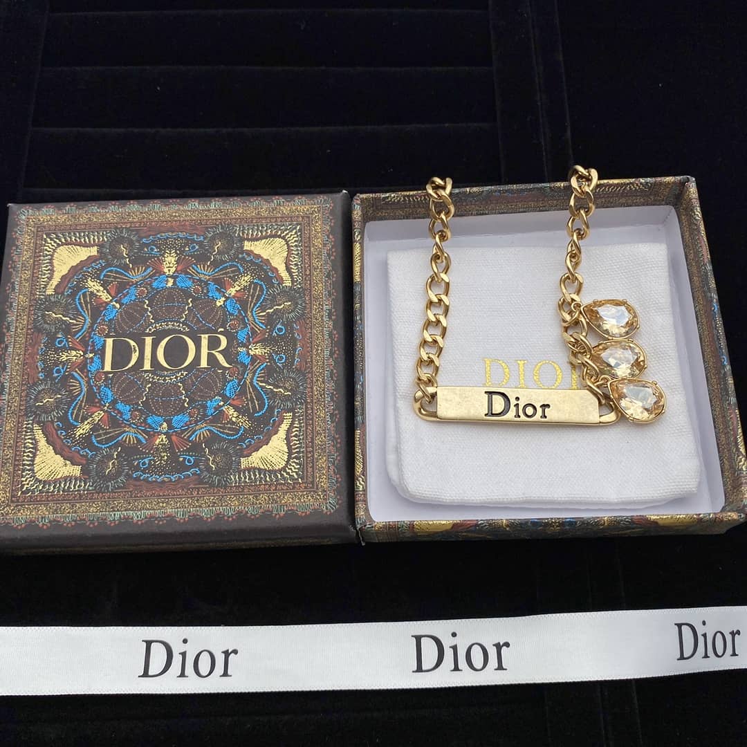 Top Quality Chr1st1an D10r Necklace