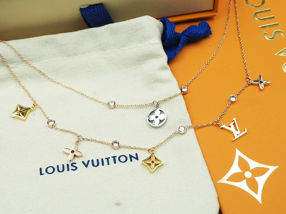 L0vis Vvtt0n Necklace First Copy