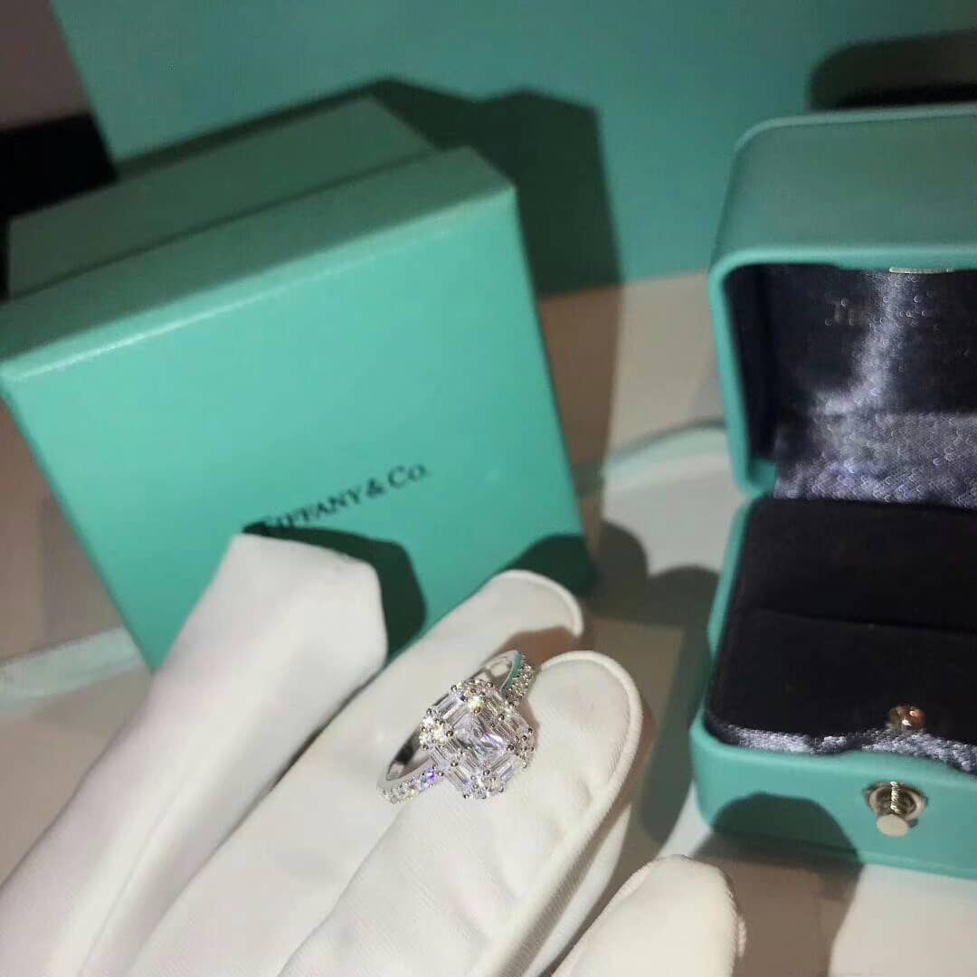 Fake T*f*ny Logo Ring