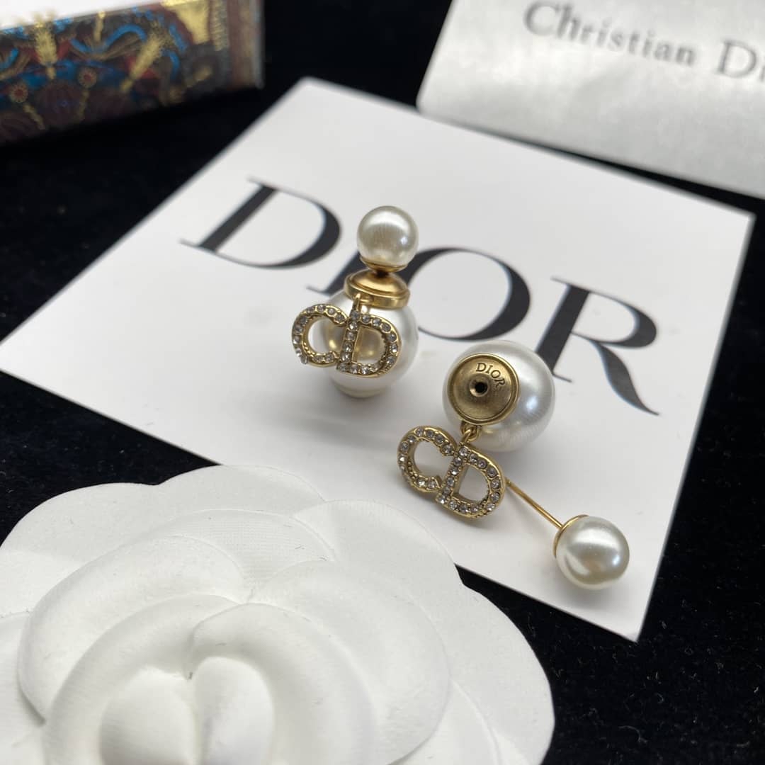 Replica Chr1st1an D10r Earring