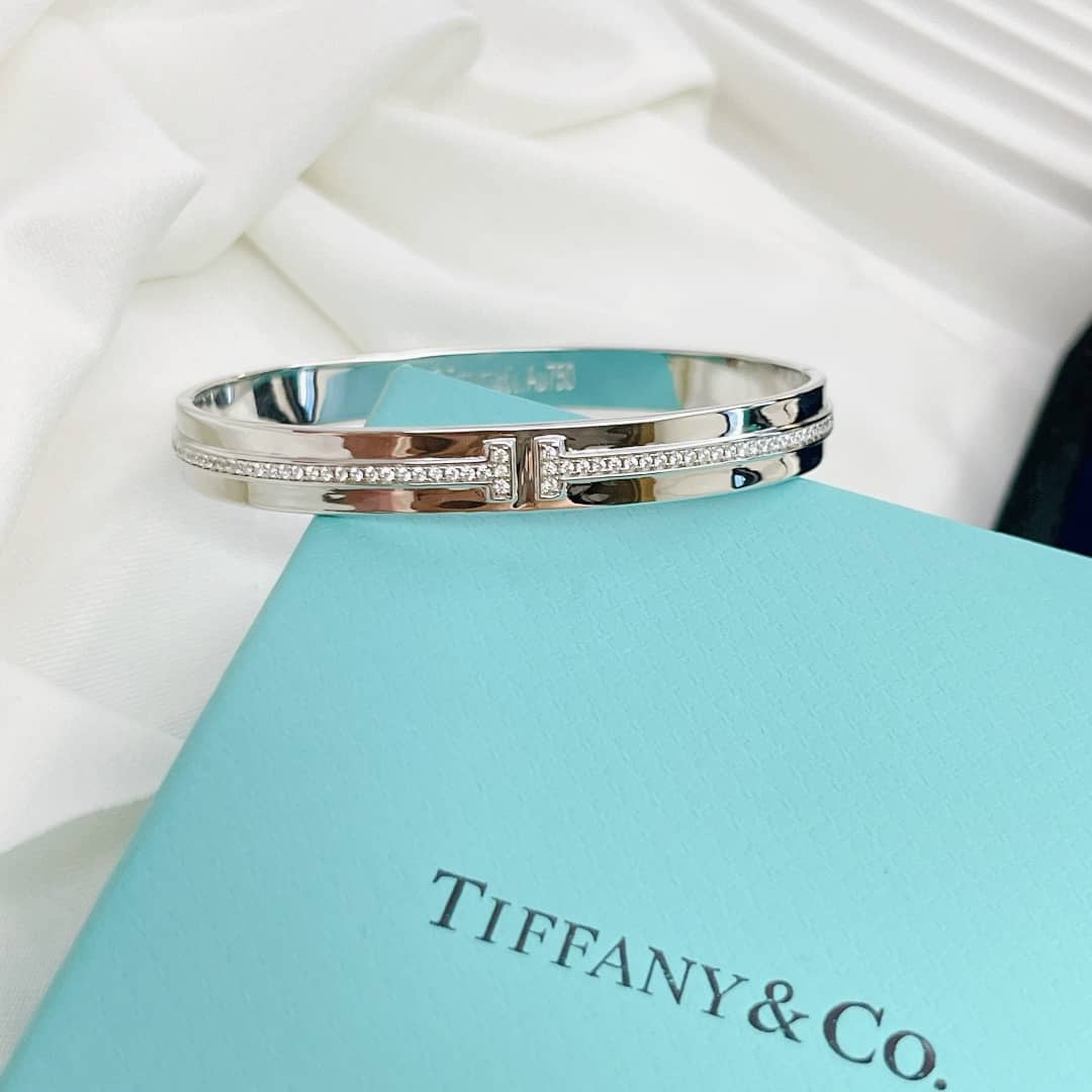 Knockoff T*f*ny Logo Bracelet