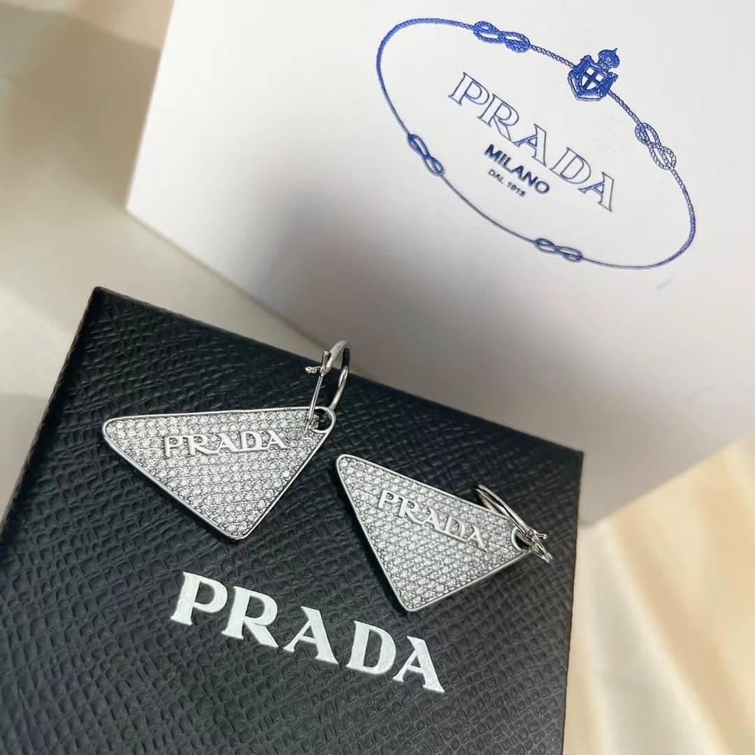 High Quality Pra*a Earring