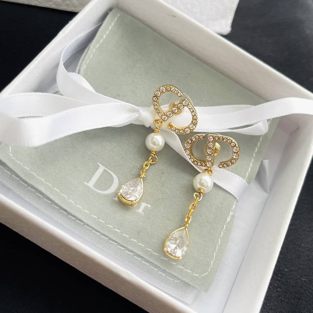 Luxury Chr1st1an D10r Classic AAA+ Earring
