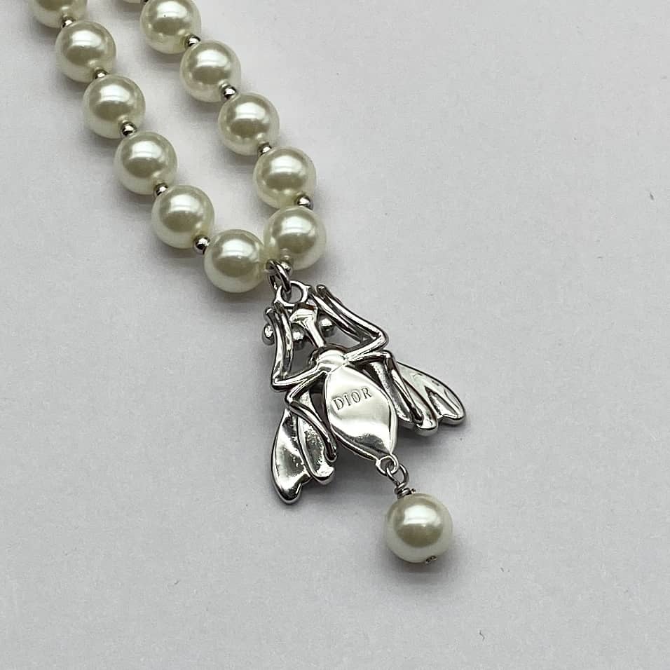 Best Chr1st1an D10r Classic Necklace