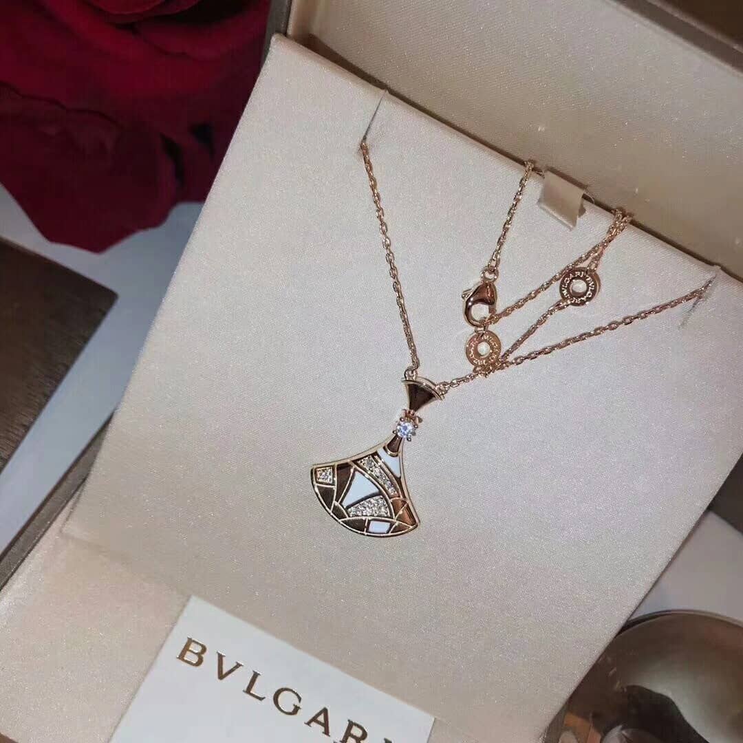 Replica Bv1g*ai Necklace