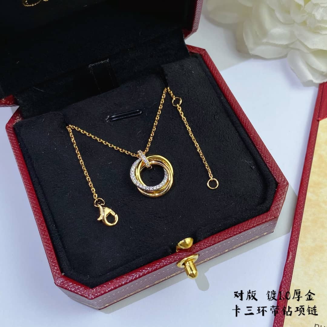 7 Star Ca*t1er Necklace