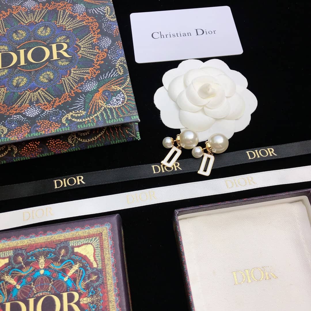 Chr1st1an D10r Earring For Sale