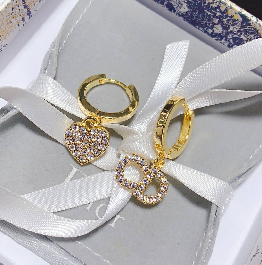 Top Quality Chr1st1an D10r Earring