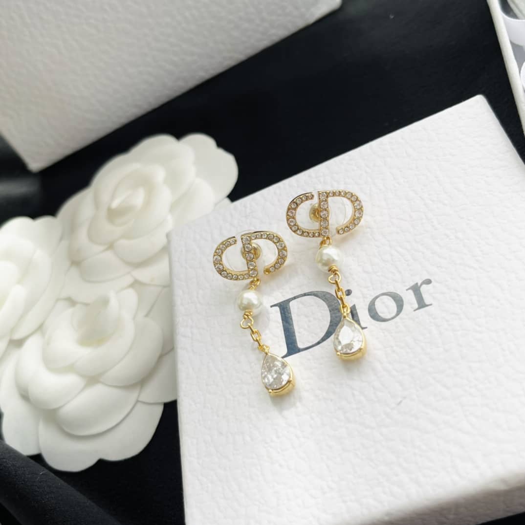 Luxury Chr1st1an D10r Classic AAA+ Earring