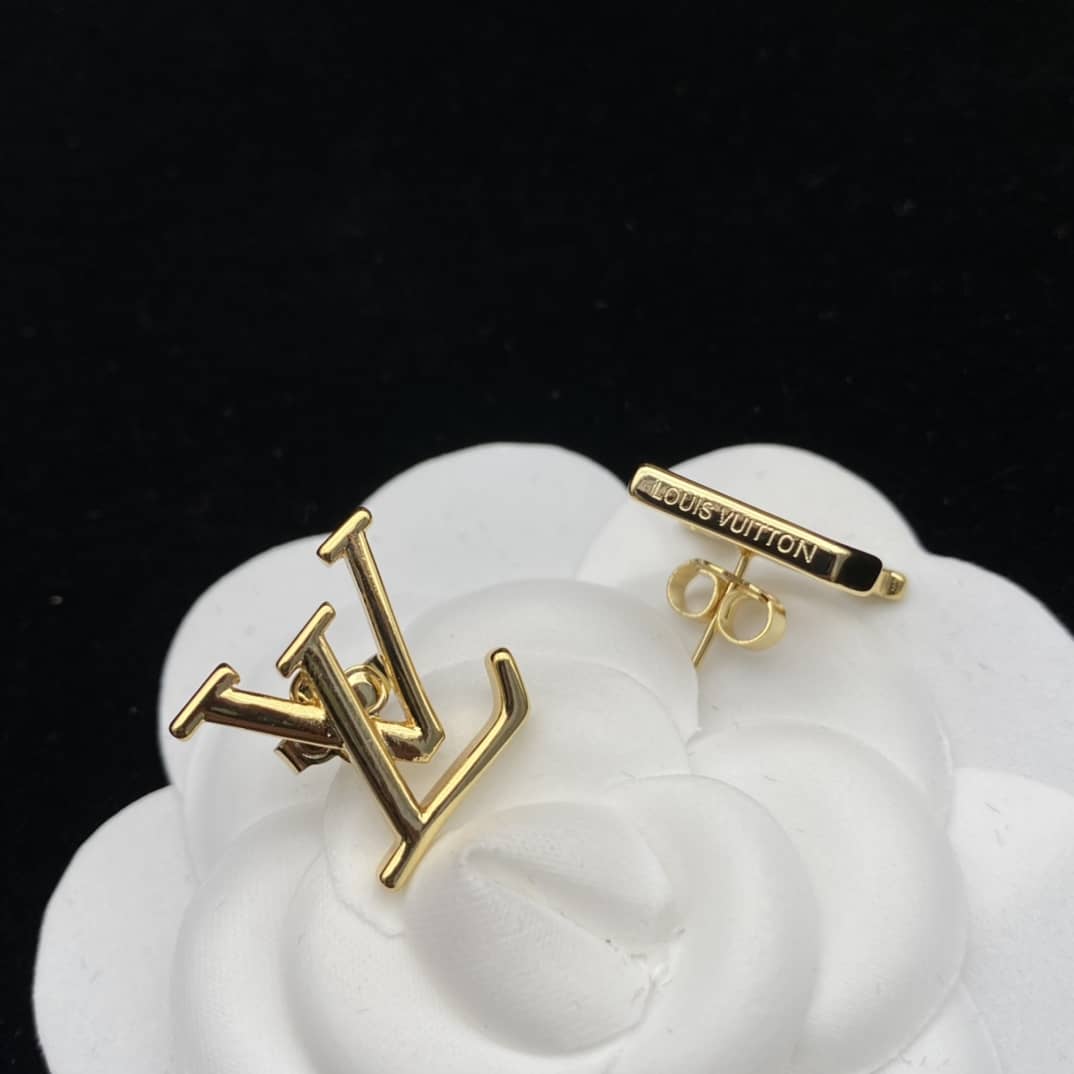 Fake L0vis Vvtt0n Logo Earring