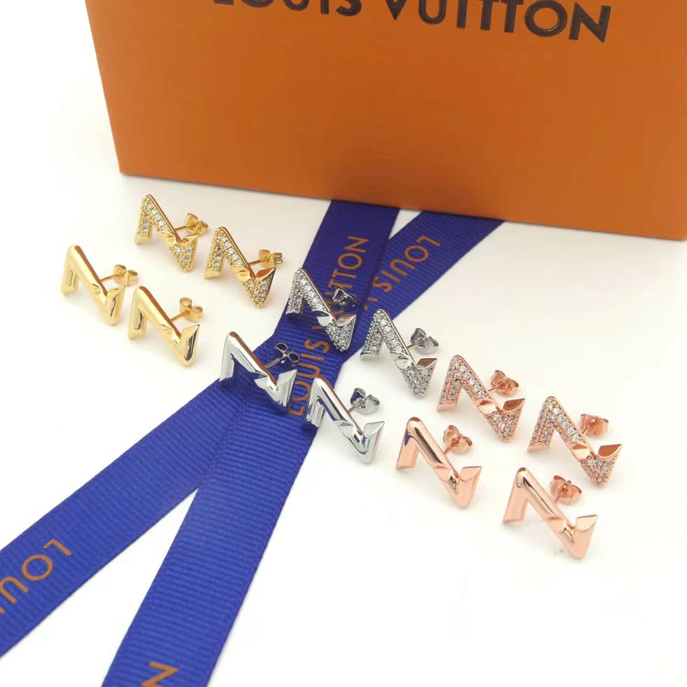 High Quality L0vis Vvtt0n Earring