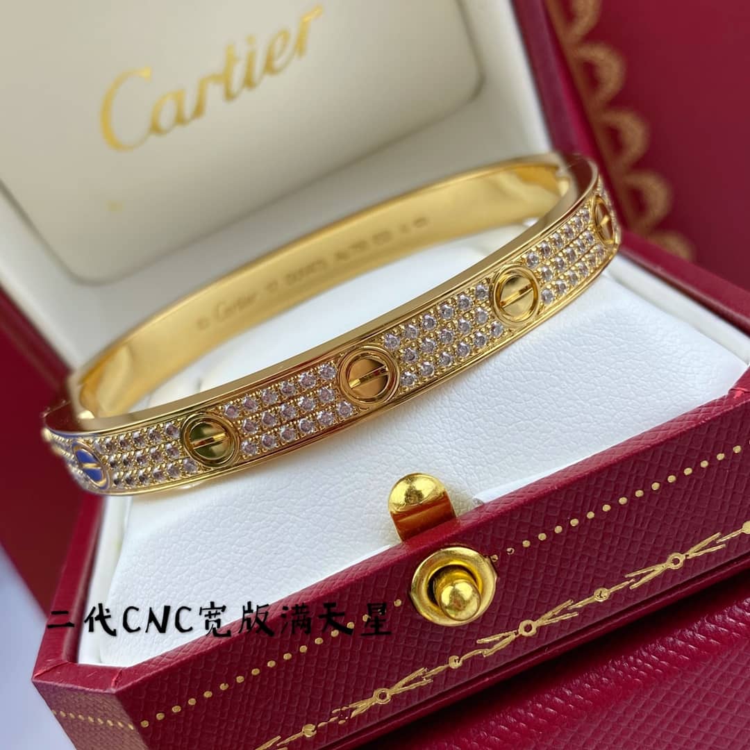 Ca*t1er Bracelet First Copy