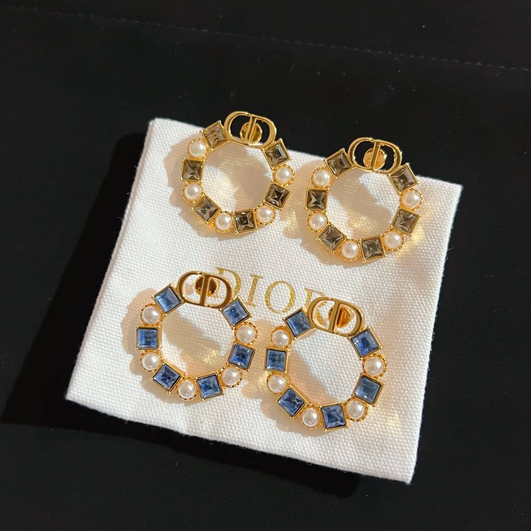 Top Quality Chr1st1an D10r Earring