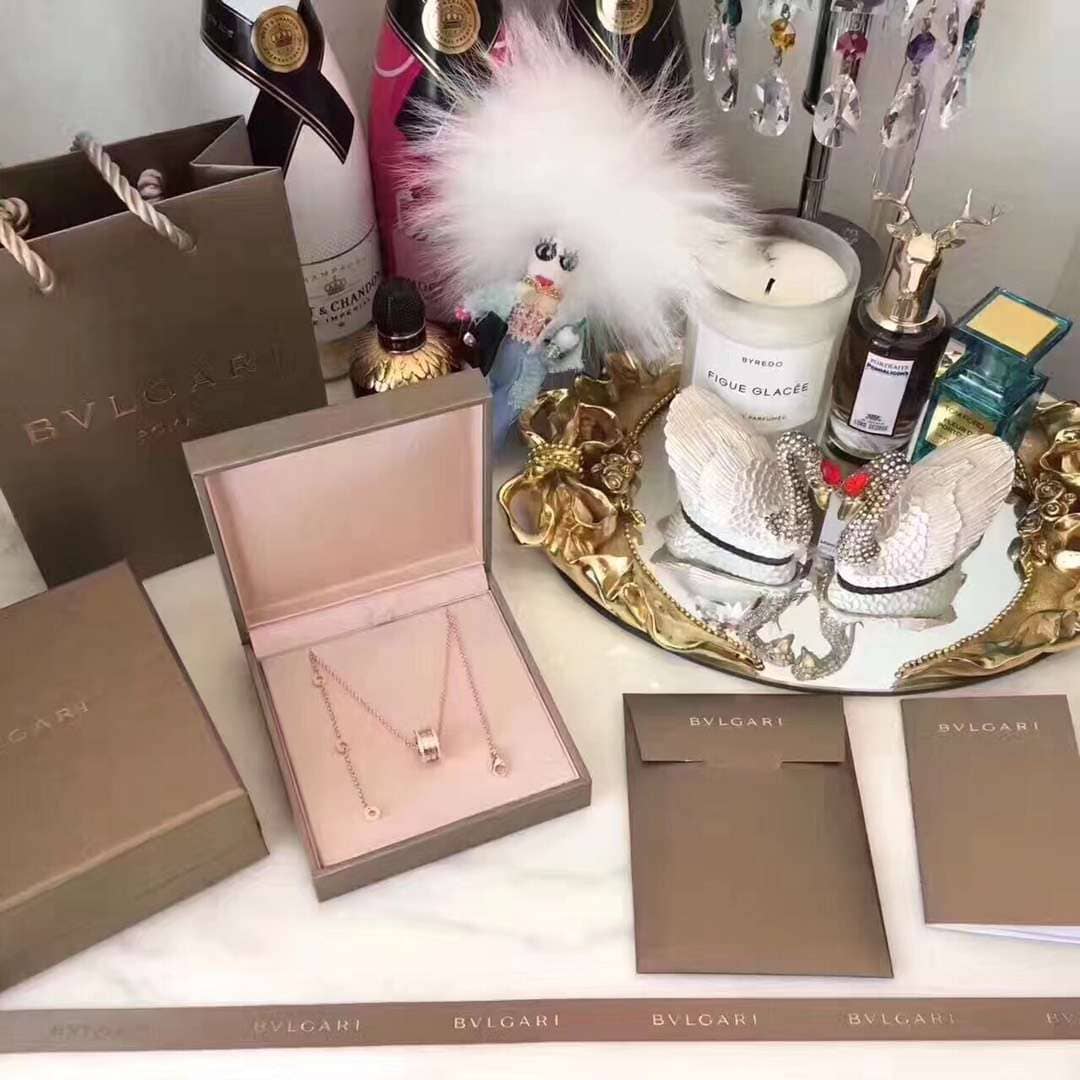 Fake Bv1g*ai Logo Necklace