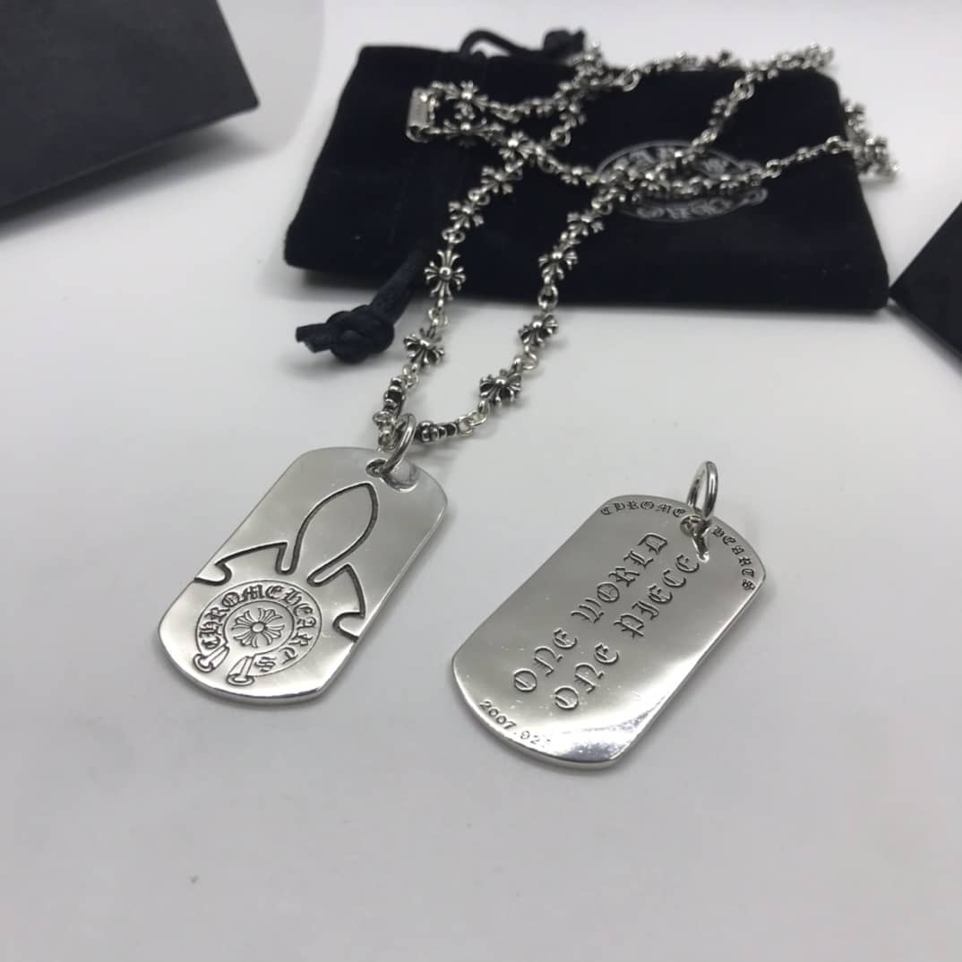 Best Ch*0me He**ts Classic Necklace