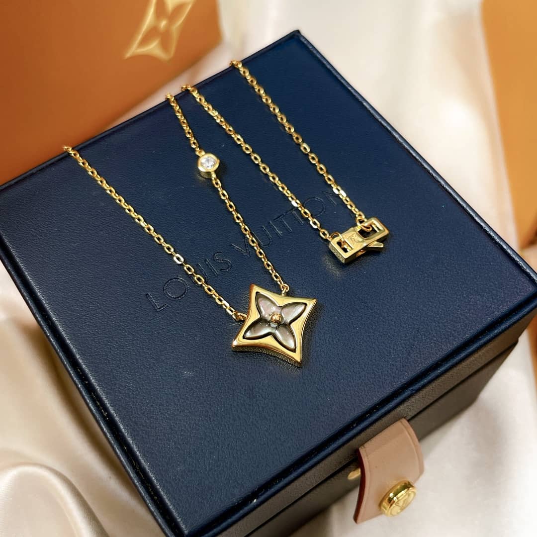 Cheap L0vis Vvtt0n Necklace