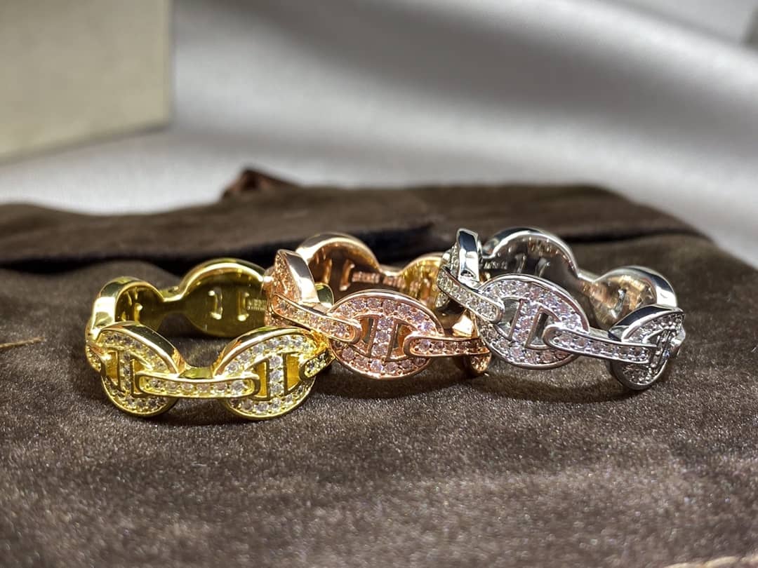 Replica H**me5 Ring