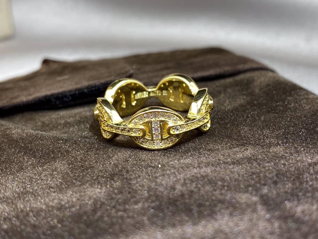 Replica H**me5 Ring
