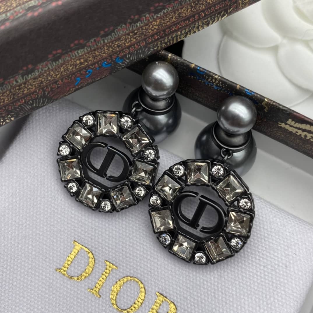 Luxury Chr1st1an D10r Classic AAA+ Earring