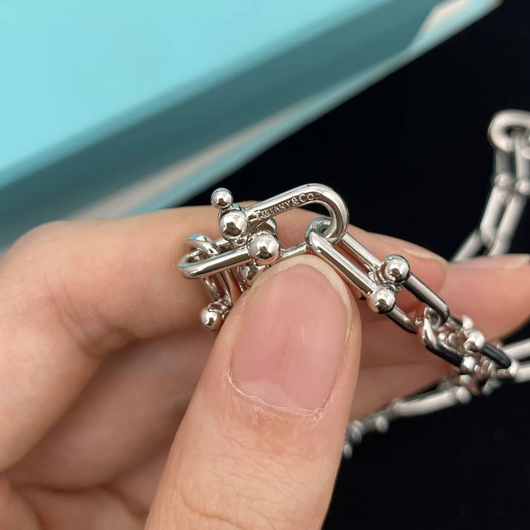 Knockoff T*f*ny Logo Necklace
