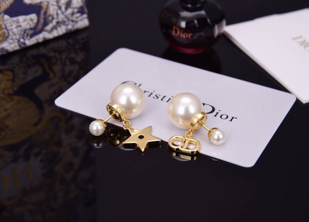 Replica Chr1st1an D10r Earring