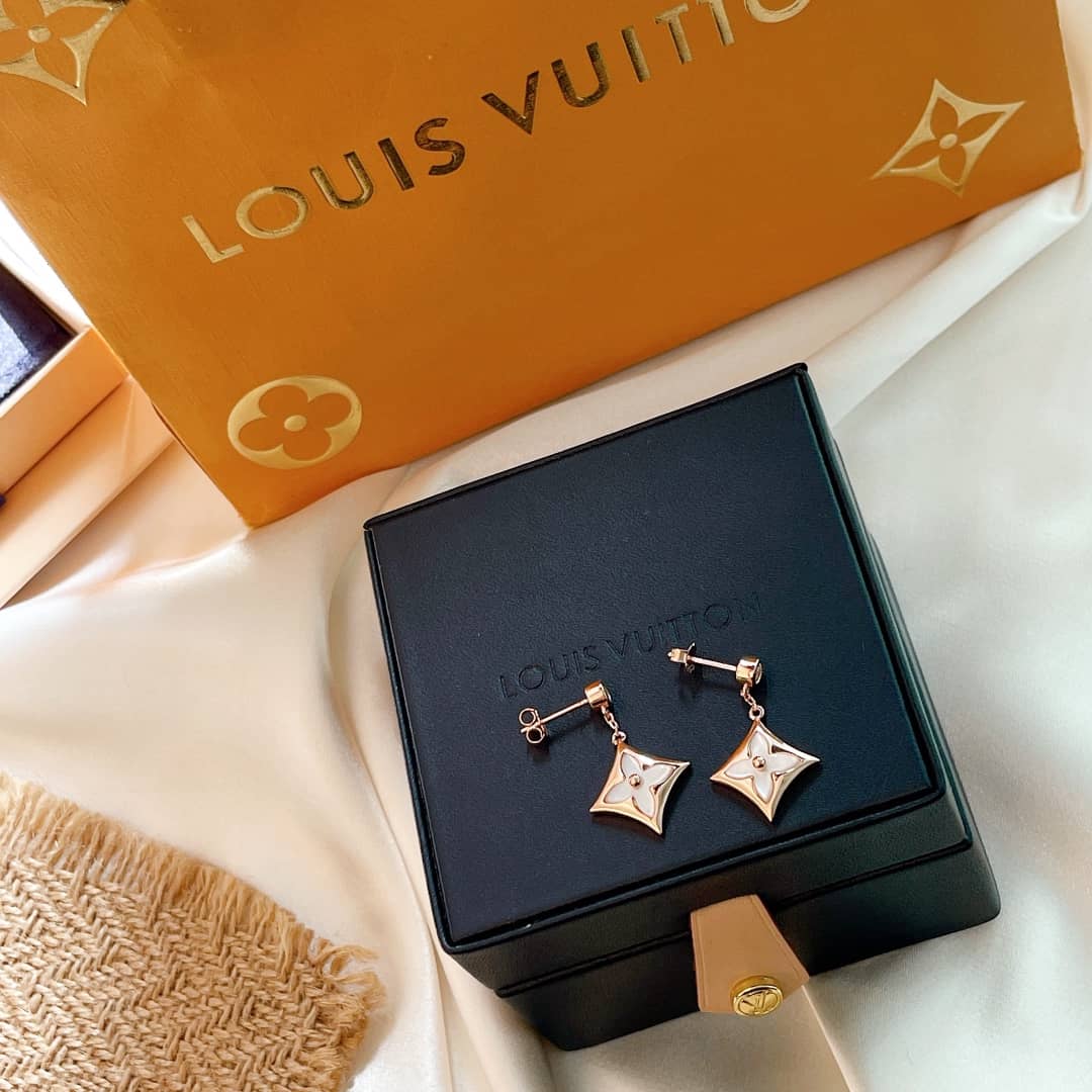 Best L0vis Vvtt0n Classic Earring