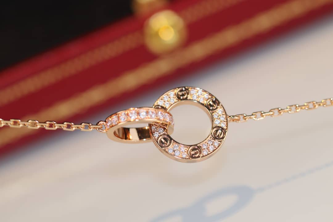 Fake Ca*t1er Logo Necklace