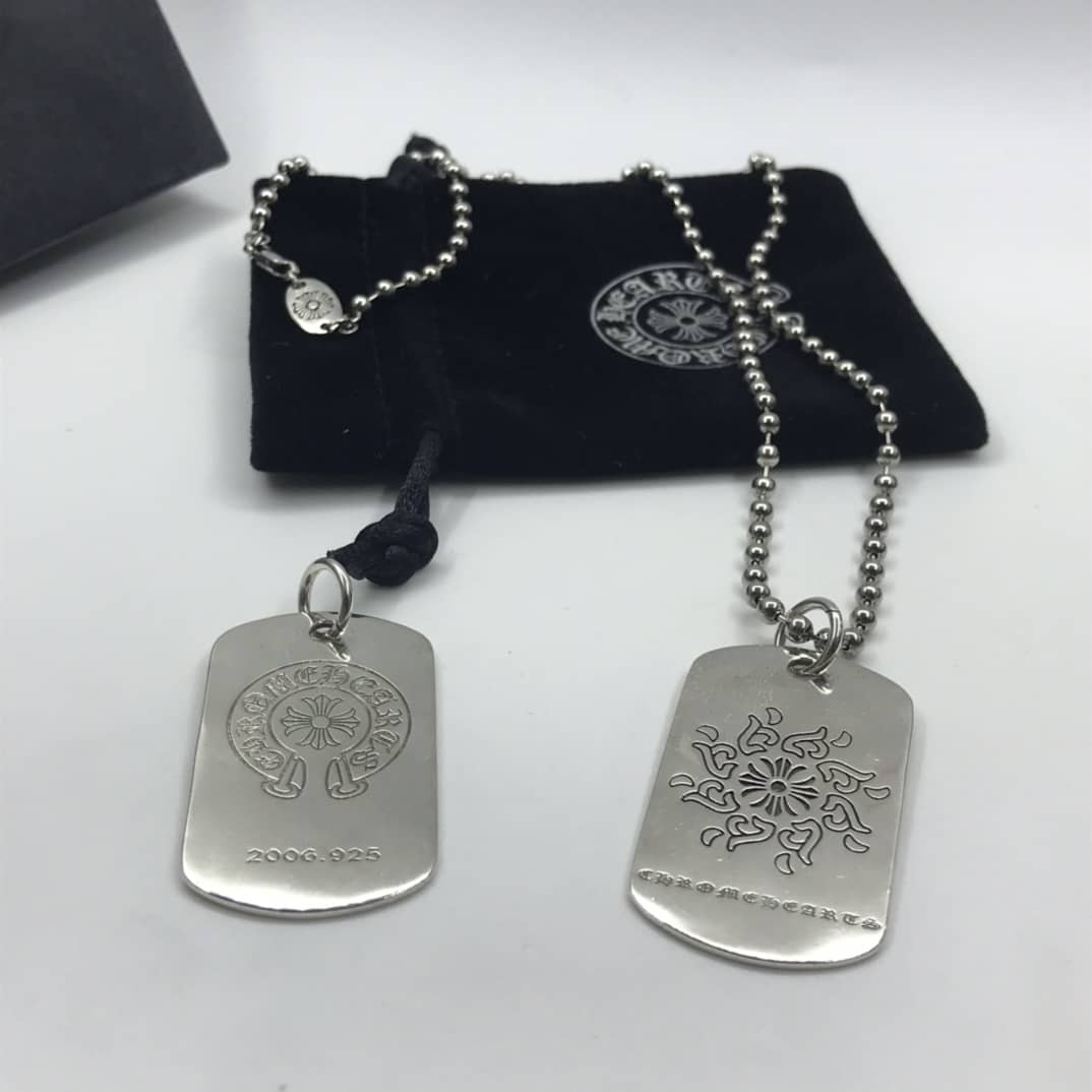 7 Star Ch*0me He**ts Necklace