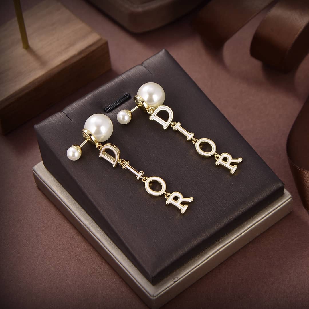 High Quality Chr1st1an D10r Earring