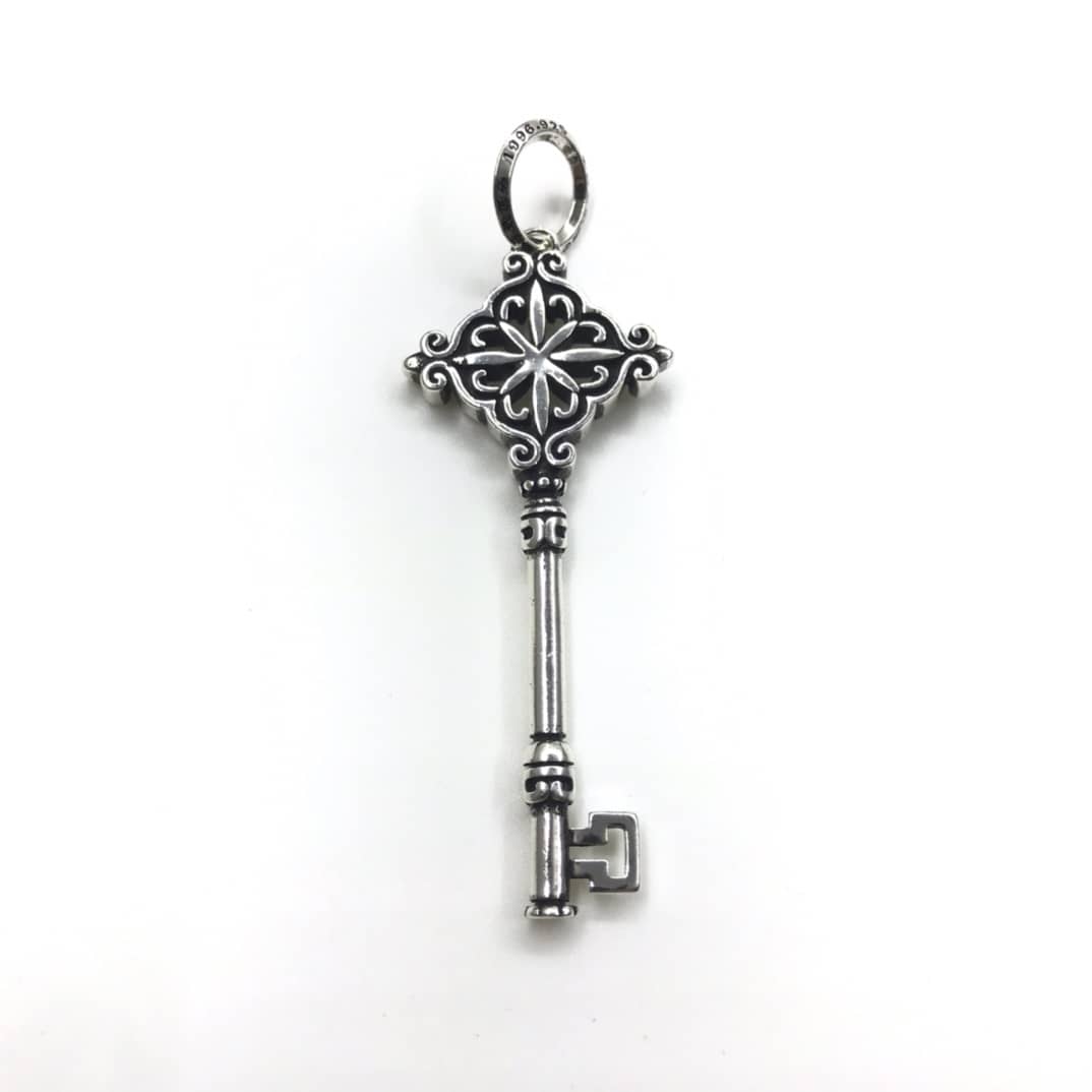 Luxury Ch*0me He**ts Classic AAA+ Necklace