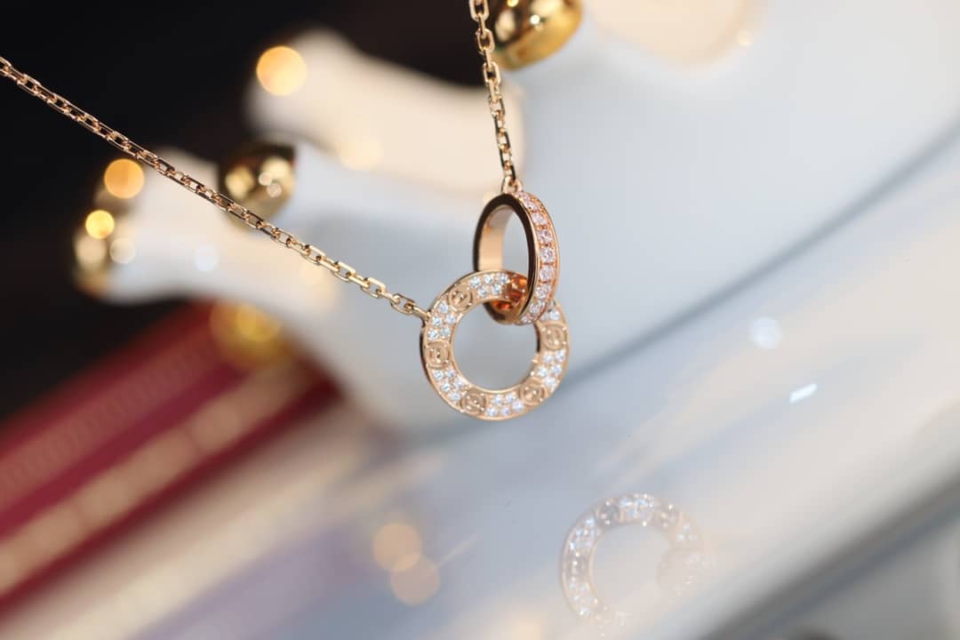 Fake Ca*t1er Logo Necklace
