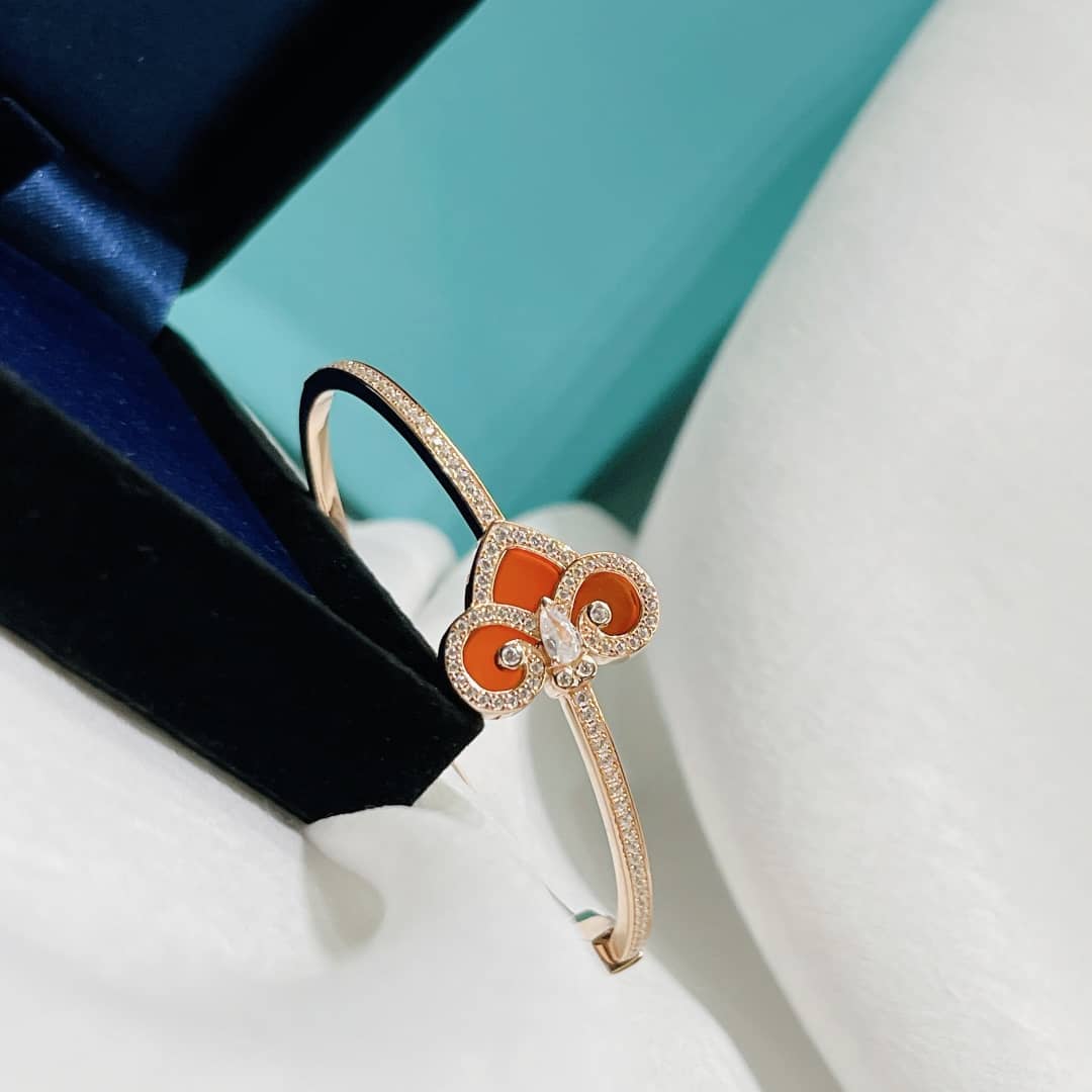 Best T*f*ny Classic Bracelet