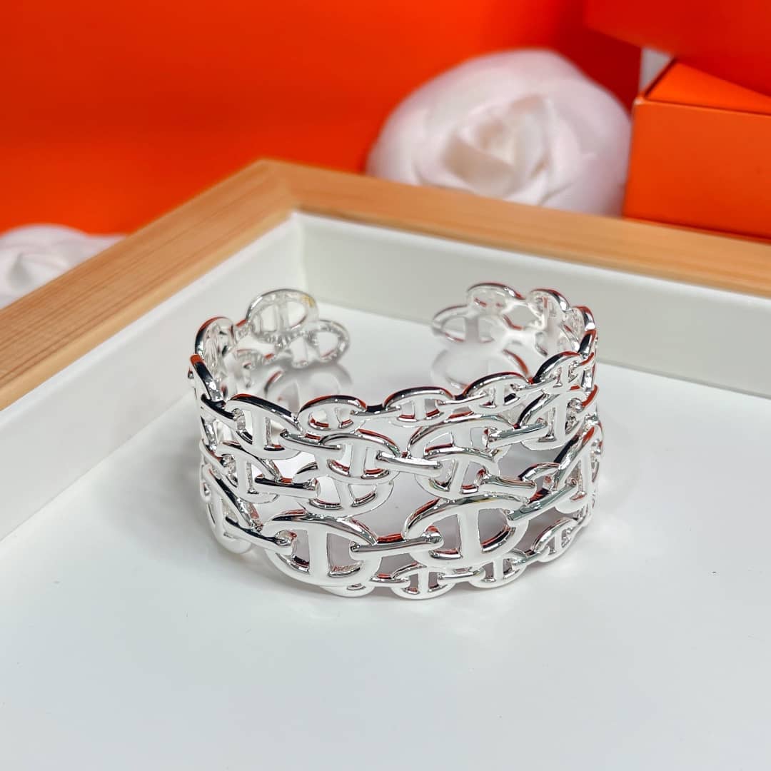 Wholesale H**me5 AAA+ Bracelet