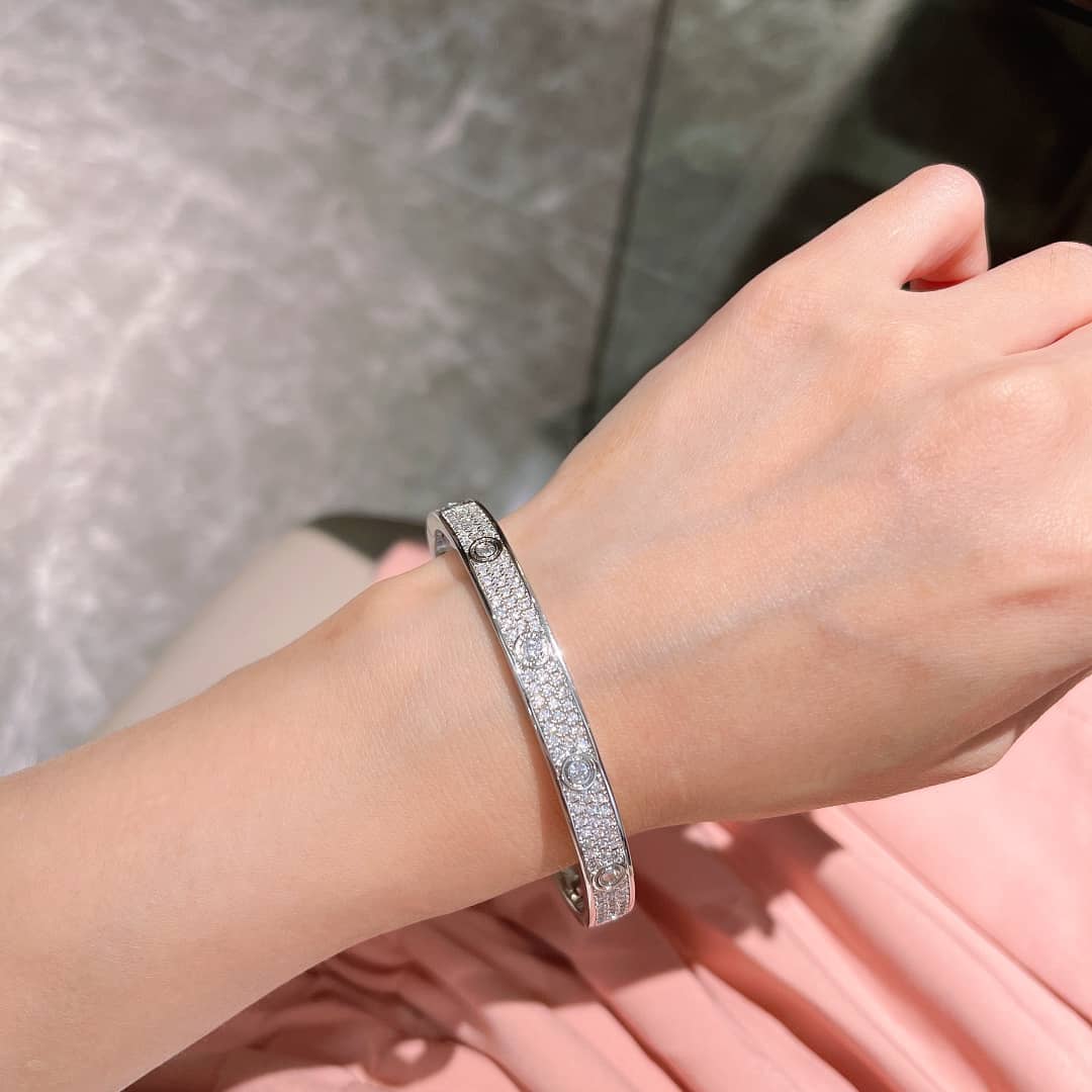 Ca*t1er Bracelet For Sale