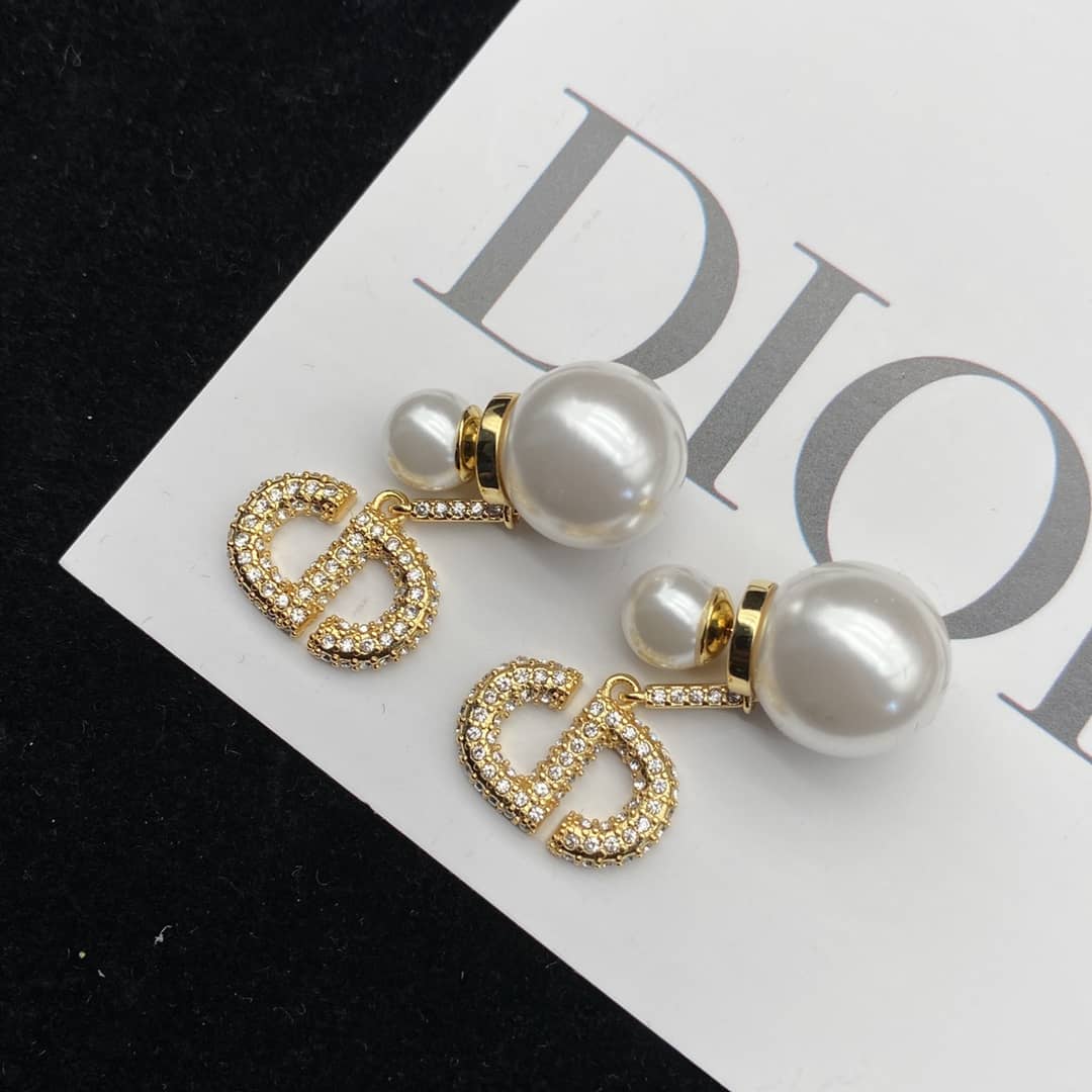 Chr1st1an D10r Earring First Copy