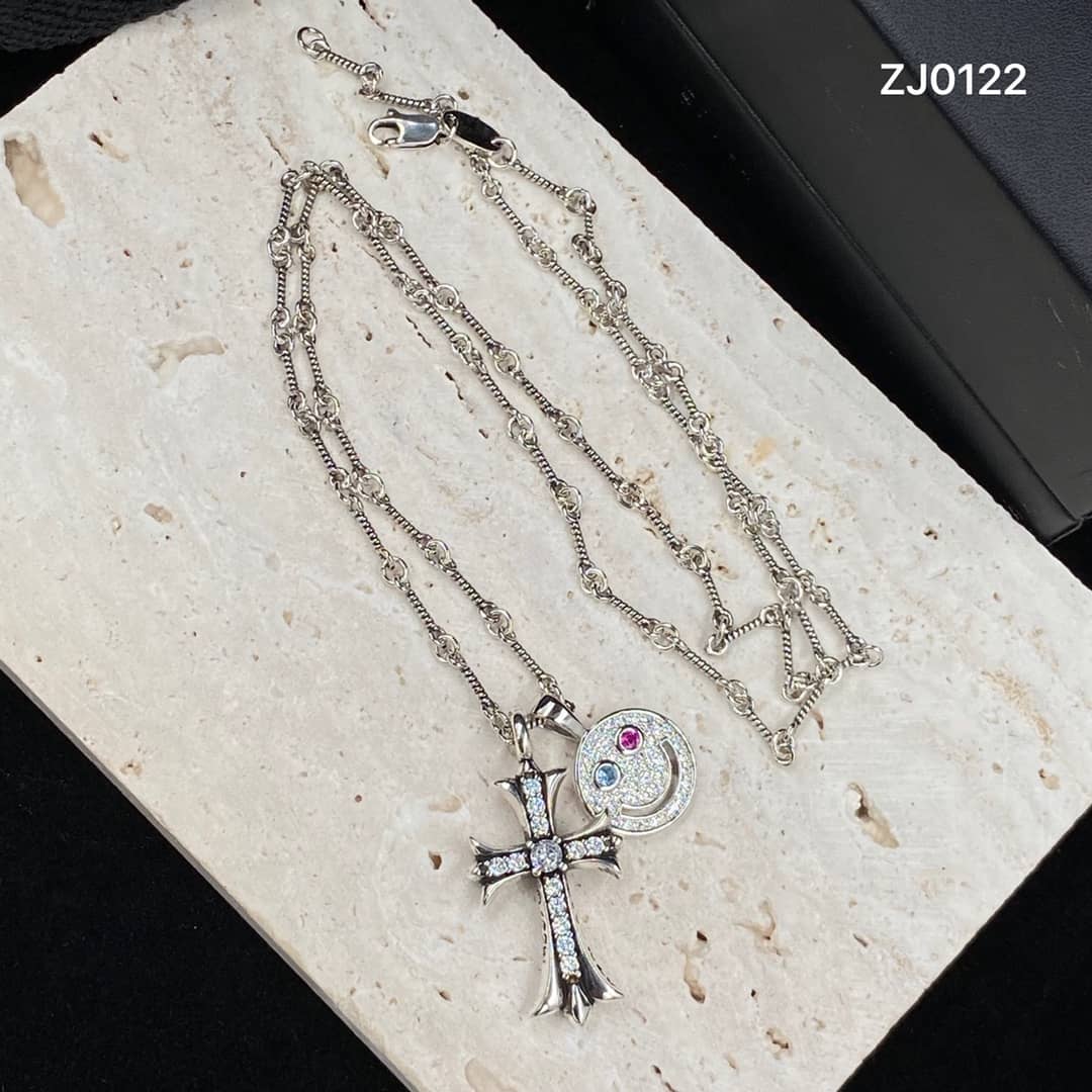 Wholesale Ch*0me He**ts Logo Necklace