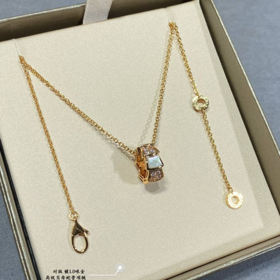 Knockoff Bv1g*ai Logo Necklace