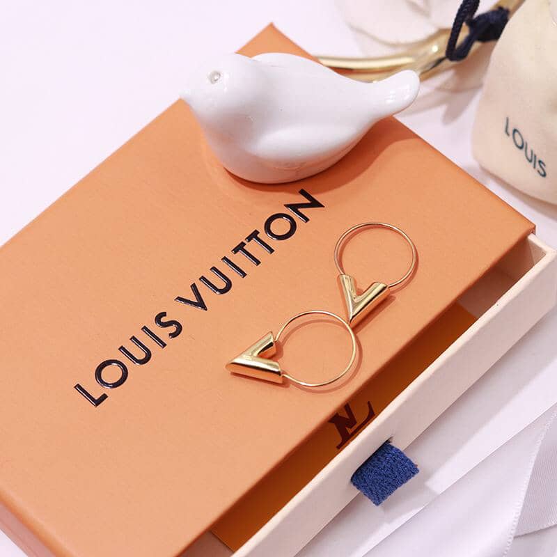 L0vis Vvtt0n Earring For Sale