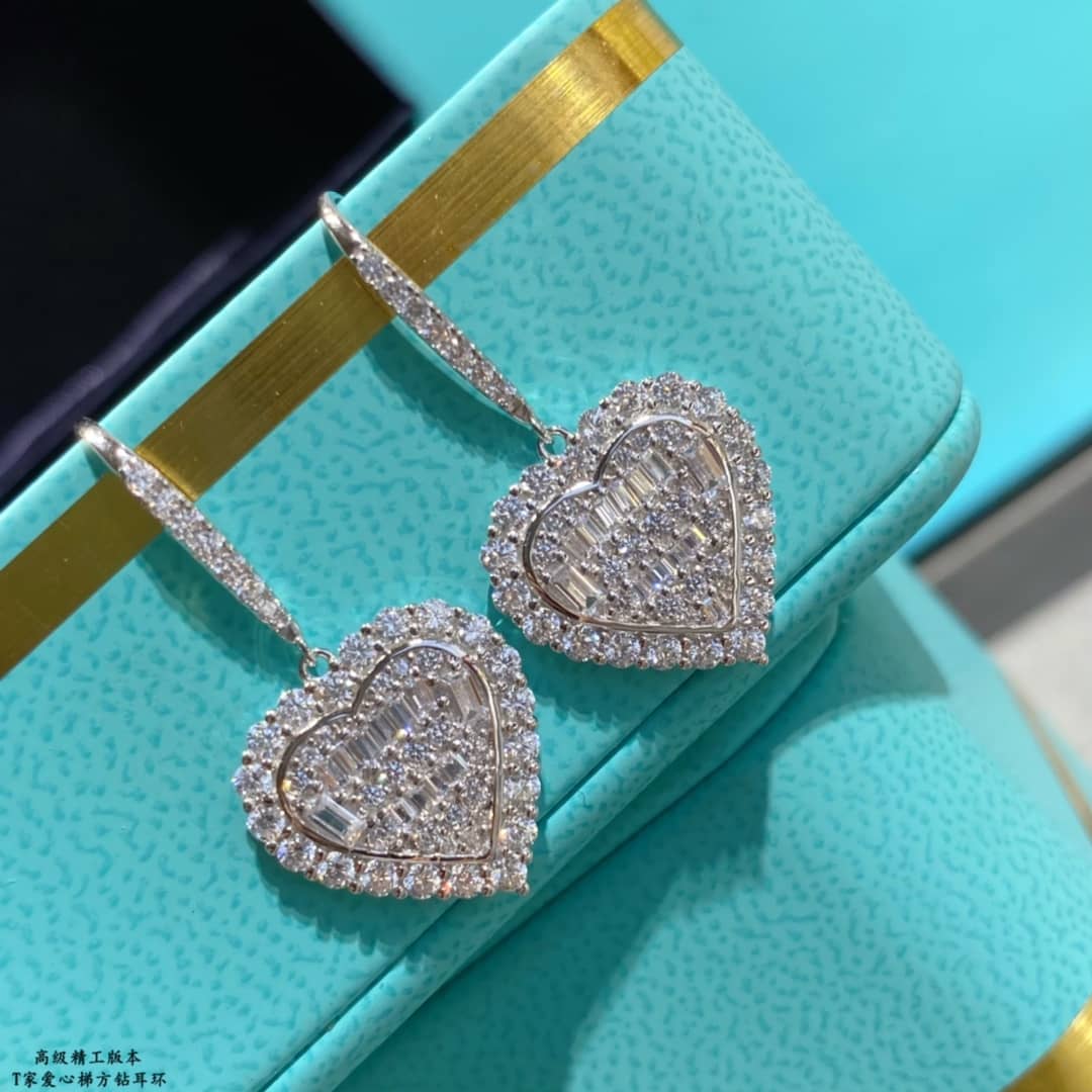 7 Star T*f*ny Earring
