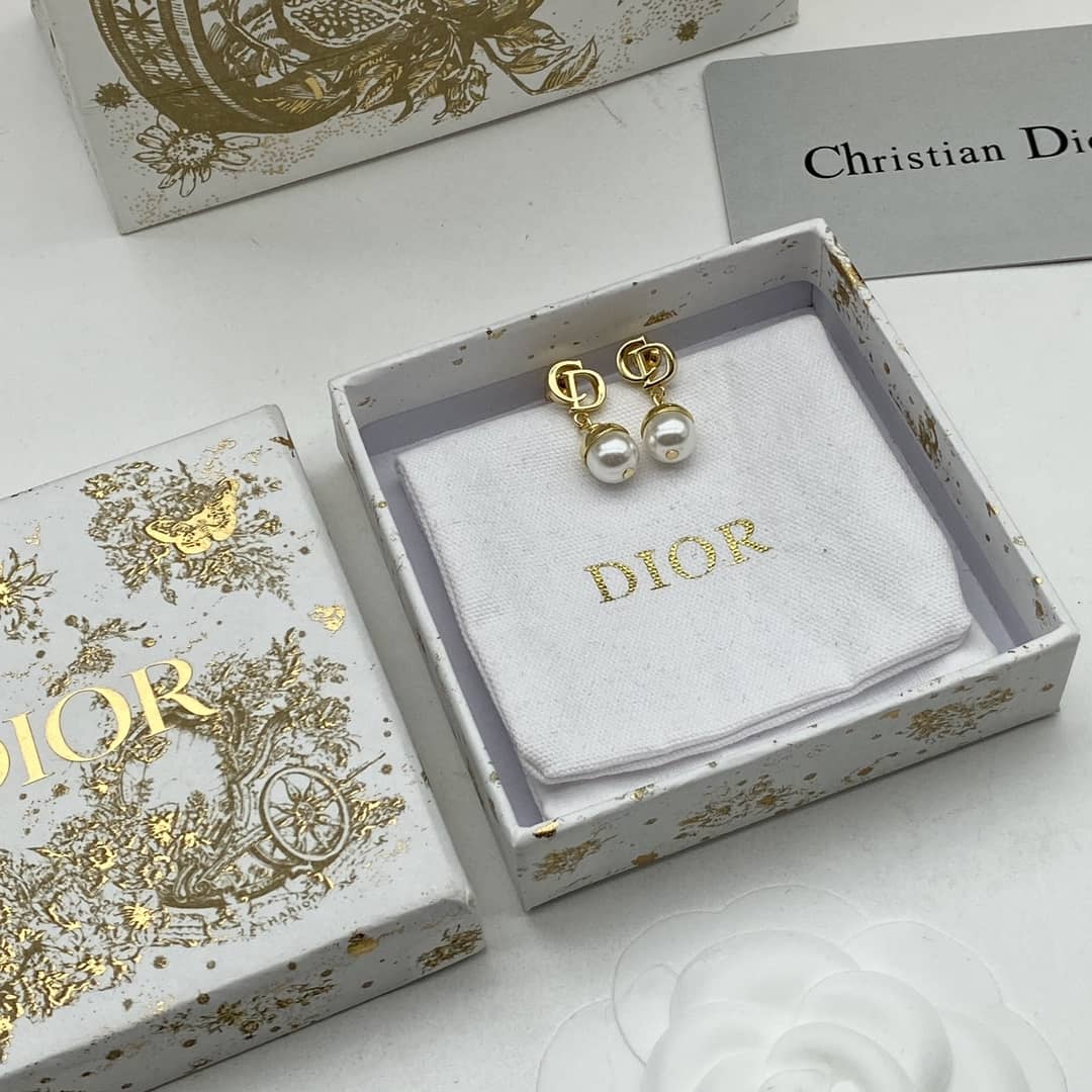 Knockoff Chr1st1an D10r Logo Earring