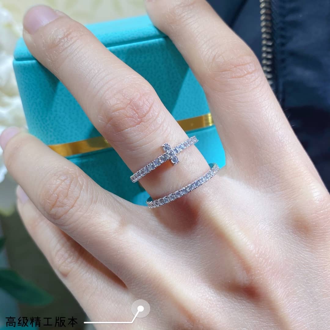 Luxury T*f*ny Classic AAA+ Ring