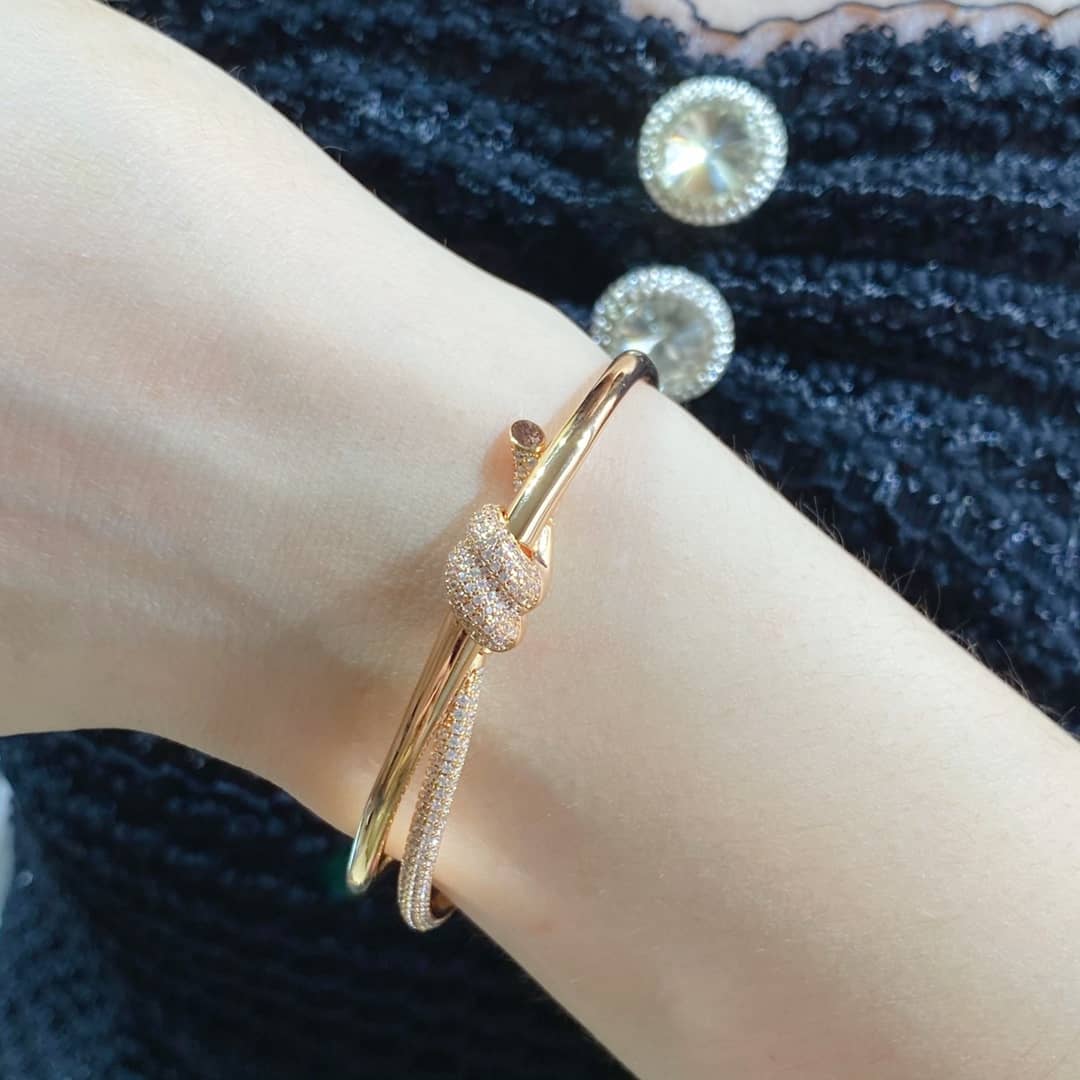 T*f*ny Bracelet Copy