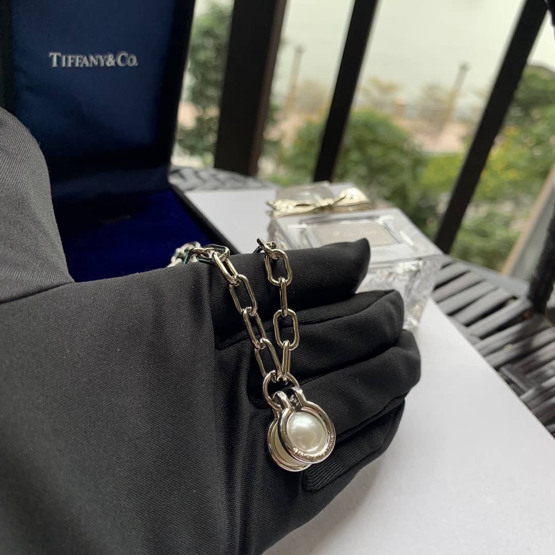 Designer T*f*ny Classic Necklace
